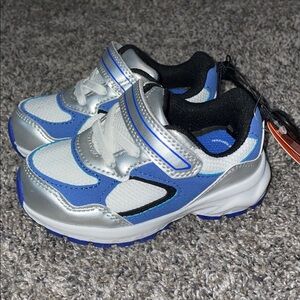 Wonder Nation Baby Sneakers NWT